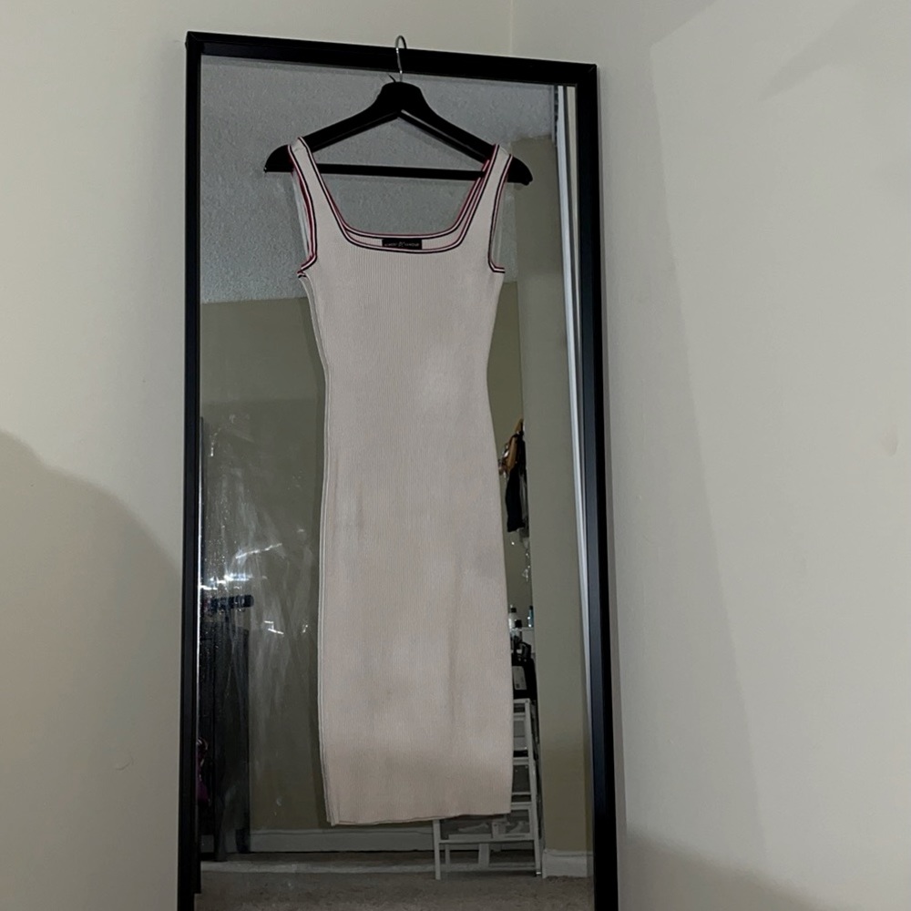 Mid dress